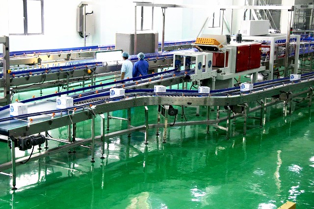 灌裝車間.jpg 灌裝車間.jpg